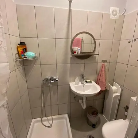 Happy Traveller Апартаменты Волос